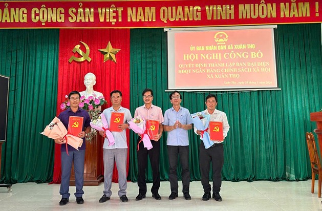CÔNG BỐ QUYẾT ĐỊNH THÀNH LẬP BAN ĐẠI DIỆN HỘI ĐỒNG QUẢN TRỊ NGÂN HÀNG CHÍNH SÁCH XÃ HỘI TẠI XÃ XUÂN THỌ